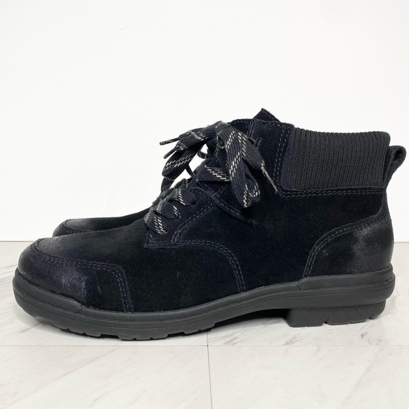 UGG Hapsburg Black Lace Up Ankle Boot 9 - Picture 1 of 15